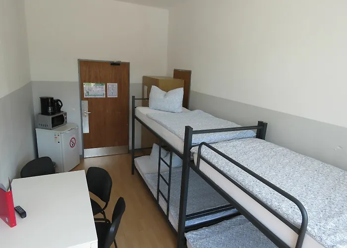 Zimmervermietung Hoffmann Hostel *